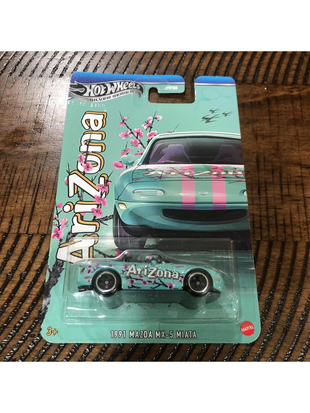 Hot Wheels Silver Series 1991 Mazda MX-5 Miata Arizona Tea 1:64 Diecast Car New